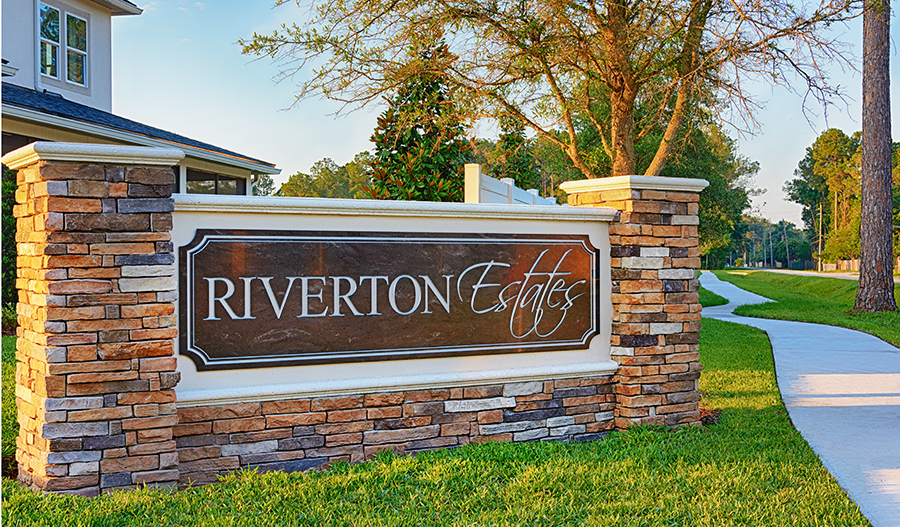 Entrance to the Riverton Estates community in Jacksonville
